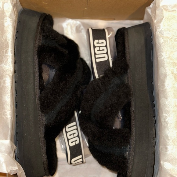 Ugg Disco Cross Slide - Picture 6 of 7